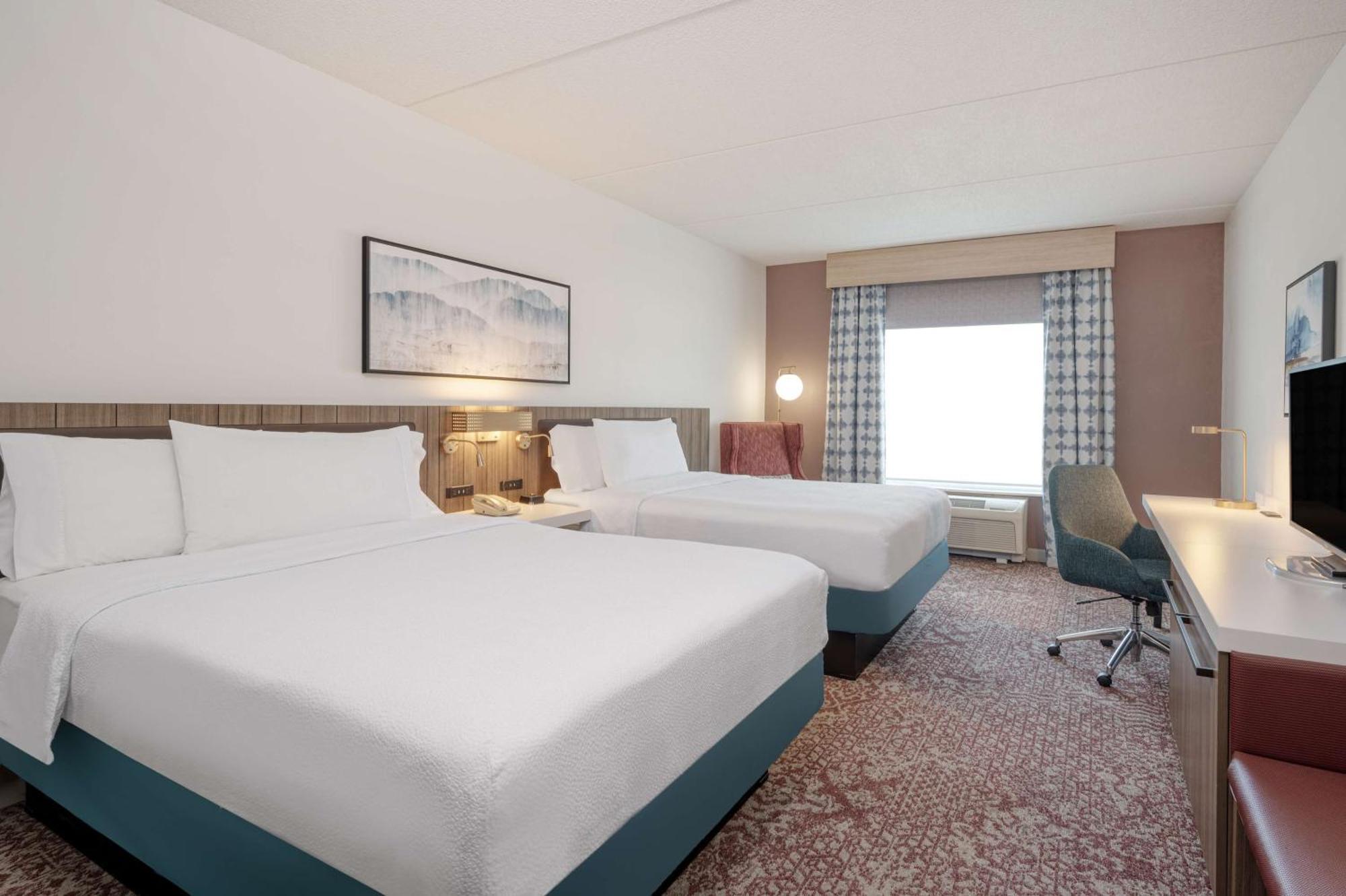 Hilton Garden Inn Clarksburg Bagian luar foto