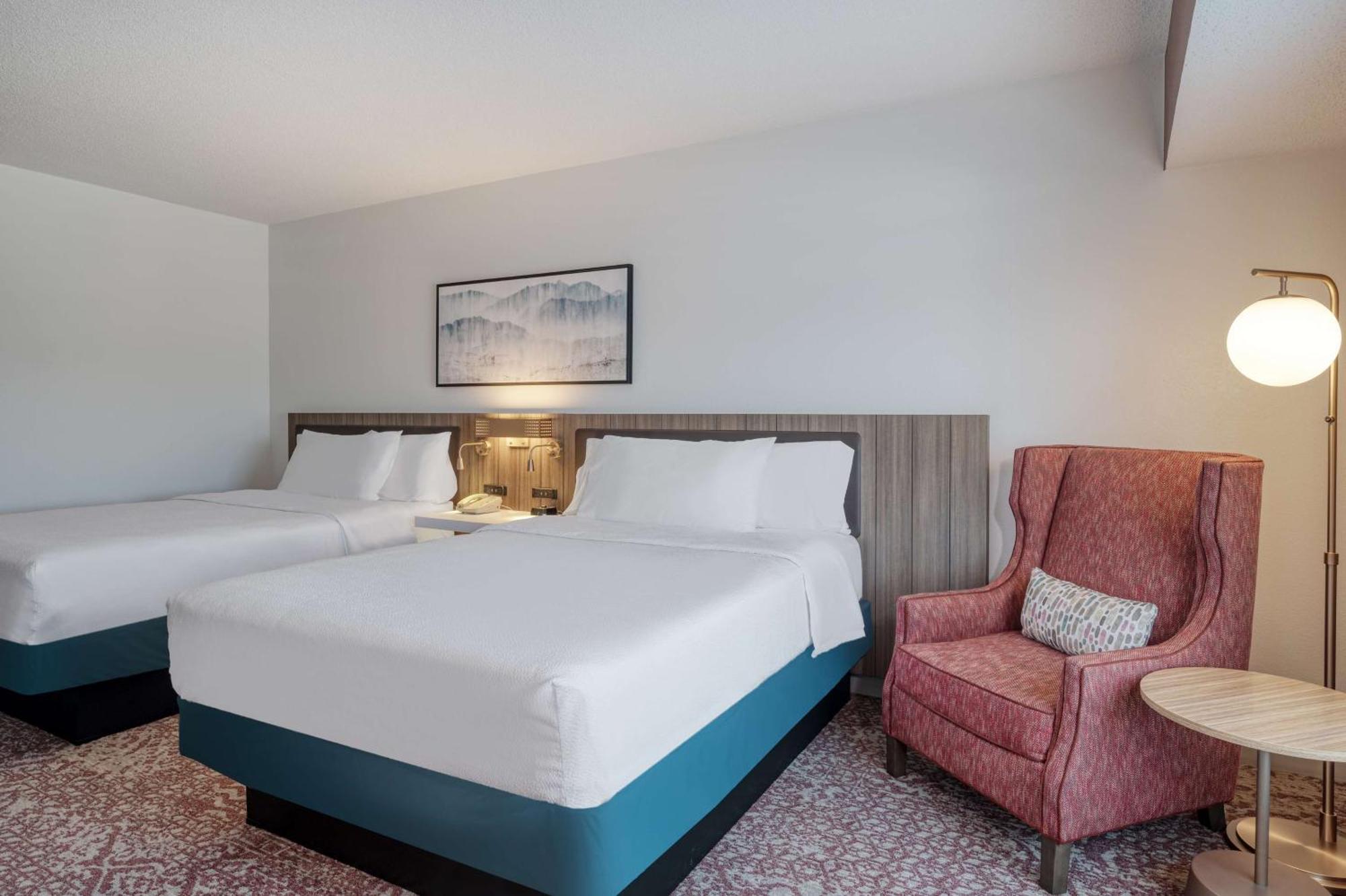 Hilton Garden Inn Clarksburg Bagian luar foto